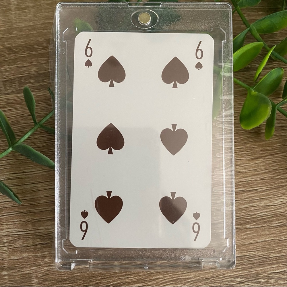 Louis Vuitton - Playing Card 6♠️ RED - Picture 2 of 3